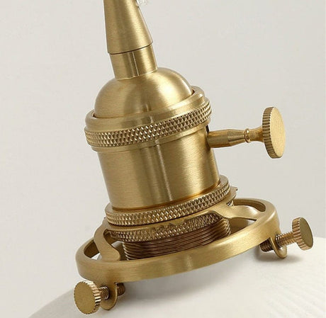 Fiorani Casa | Keramisk Vägglampa i Fållad Koppform med Lampa Inkluderad Carvallo