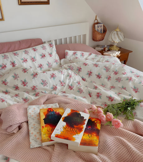 LushPetal Set – Elegant Blommig Sängset Carvallo