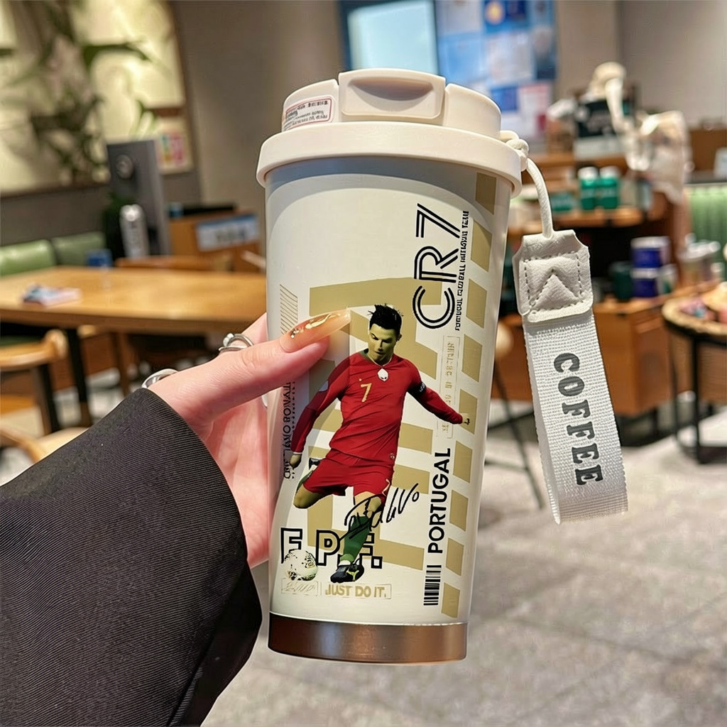 Termosflaska Cristiano Ronaldo - Fotboll Vattenflaska - Limited Edition Footballdinho