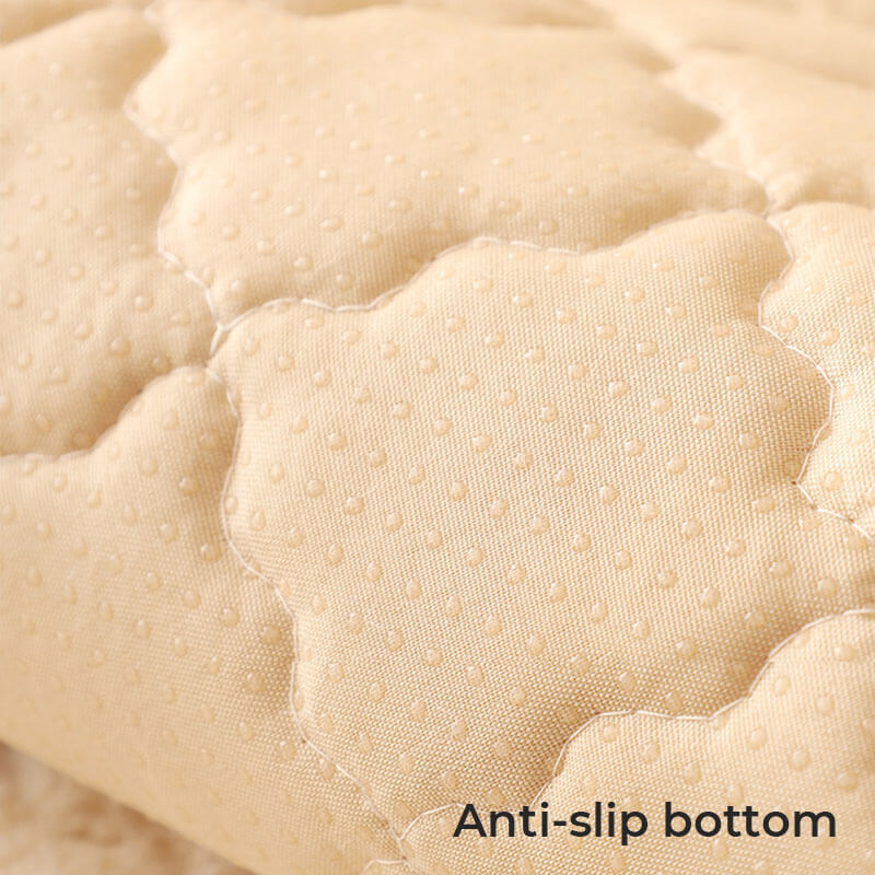 Biscuit Plush Soft Non-Slip Soffa Täckning med Anti-Slip Design Carvallo