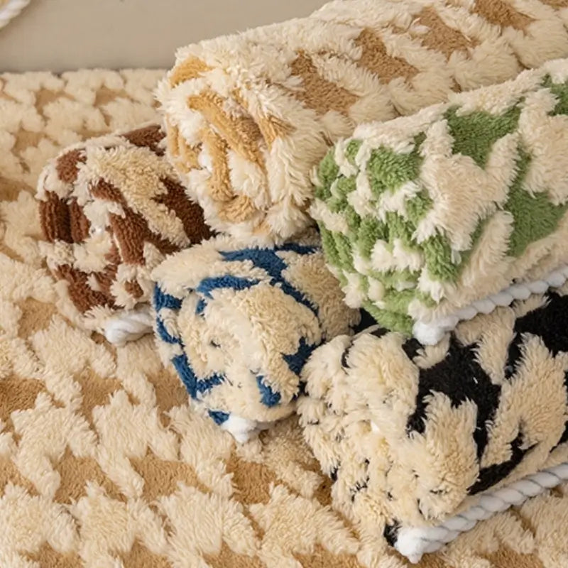 Houndstooth Plush Mat Möbelskydd Antiglidskydd Carvallo