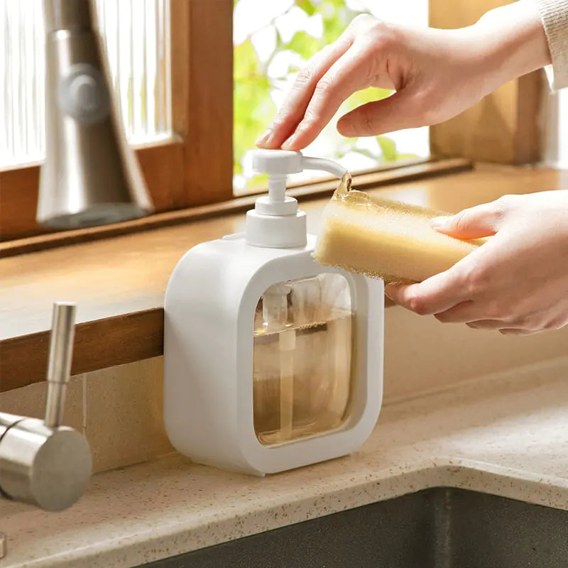 CleanVue Tvålbehållare – Modern Design, Hygienisk och Funktionell Carvallo