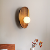 WoodGlo – Minimalistisk V�gglampa i Massivt Trä med LED-belysning Carvallo