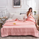 Lyxigt siden täcke Carvallo