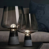 GlowSphere Bordslampa – Italiensk Glaskula Design Carvallo