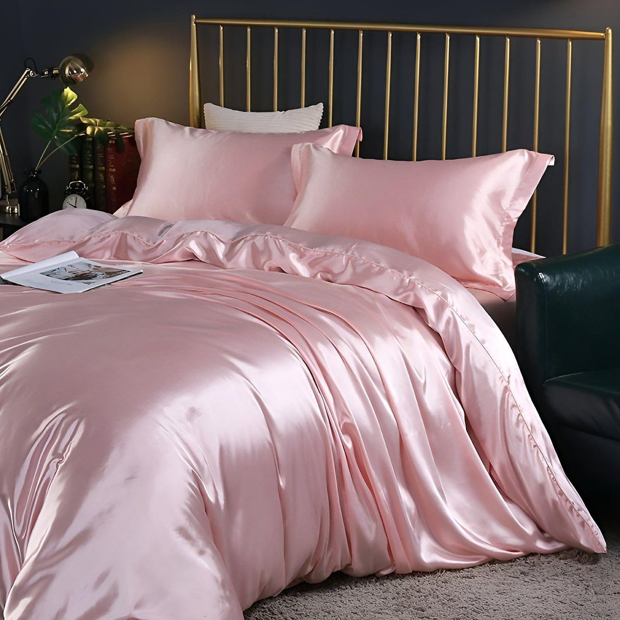 RoyalSilk Sängkläder - Lyxigt Satin Duvet Set (1 Påslakan + 1 Duvetörngott + 2 Örngott) Carvallo