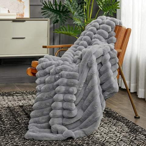 Carvallo - Fuzzy fleece blanket Carvallo