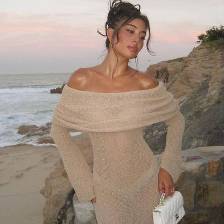 Anika Dress - Elegant bodycon knit dress with off-shoulder design Carvallo