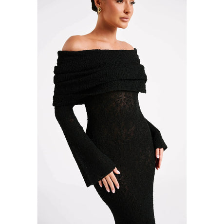Anika Dress - Elegant bodycon knit dress with off-shoulder design Carvallo