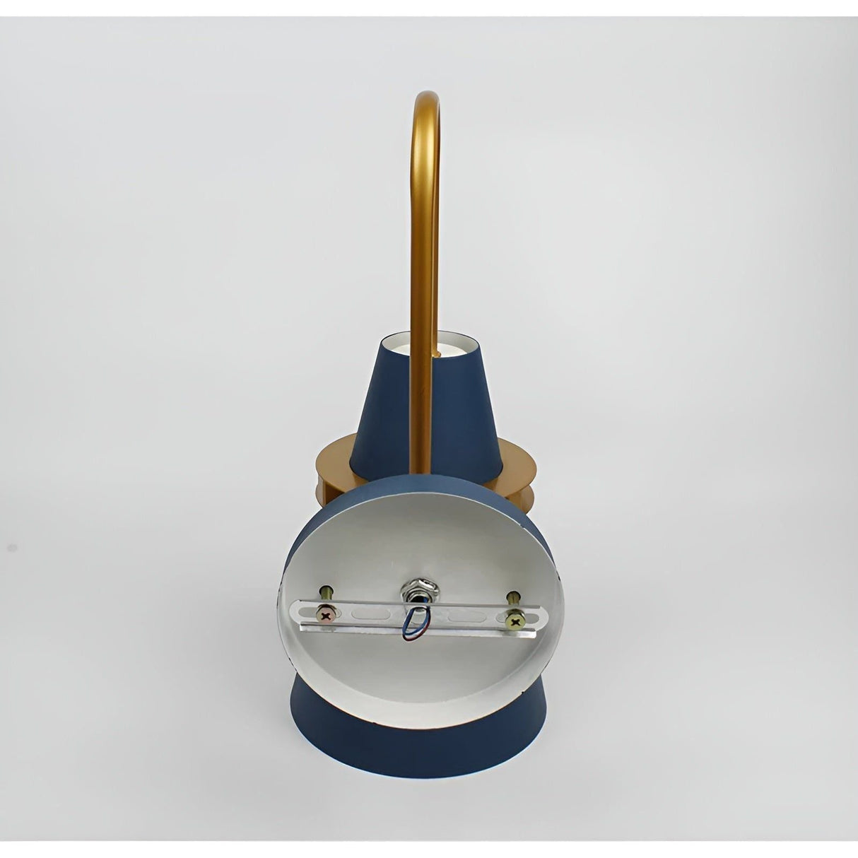 LuxeHorn Glow - Macaron Designer Vägglampa med Modern Horn Elegans Carvallo