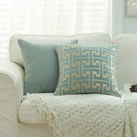 Jacquard Chenille Kuddöverdrag - Röd Guld Broderad Design Carvallo