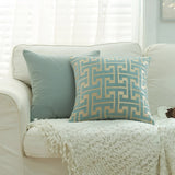 Jacquard Chenille Kuddöverdrag - Röd Guld Broderad Design Carvallo