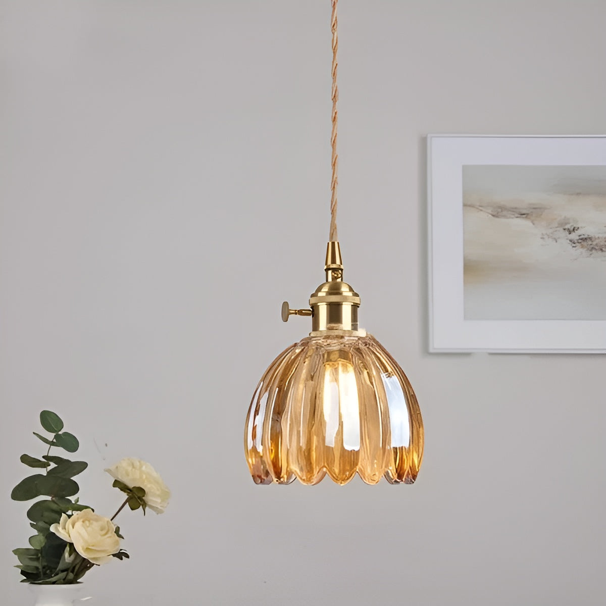 Taklampa med blomglas – Japansk design för mysiga rum Carvallo