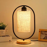 UrbanWood – Industristil Bordslampa i Trä med Metallaccent Hemnix