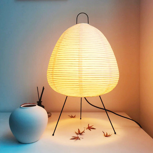 Akari Japansk Sänglampa med Papperskjol, Zen Stil Carvallo