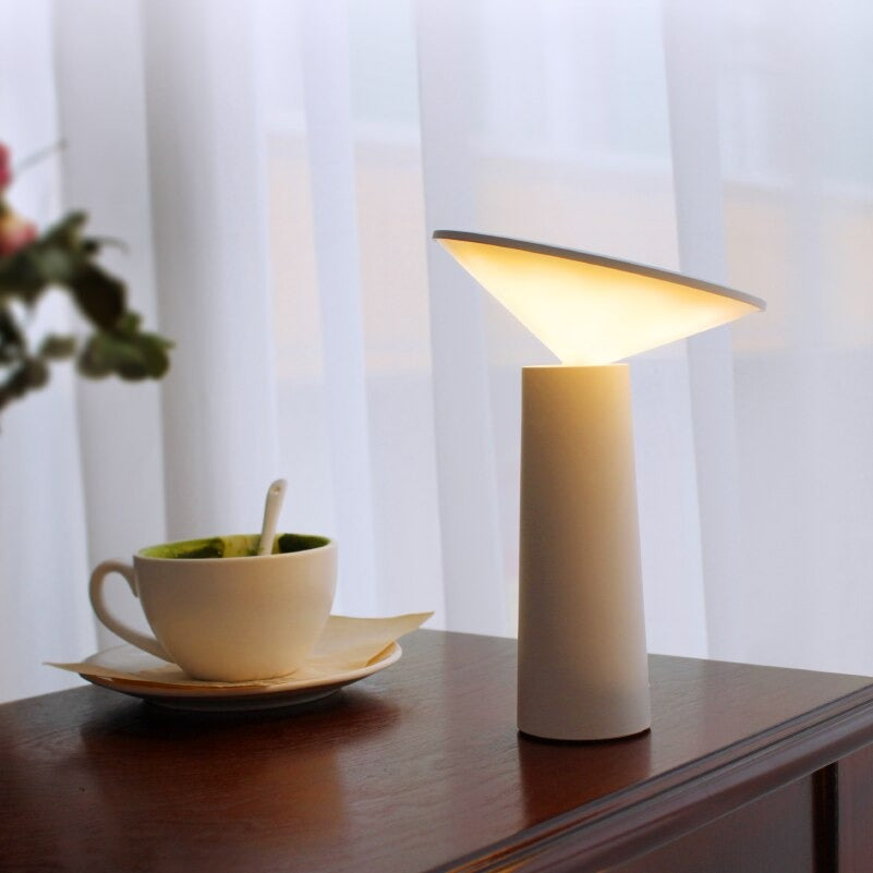 Uppladdningsbar LED Sänglampa - Elegant Bokstil Design Carvallo