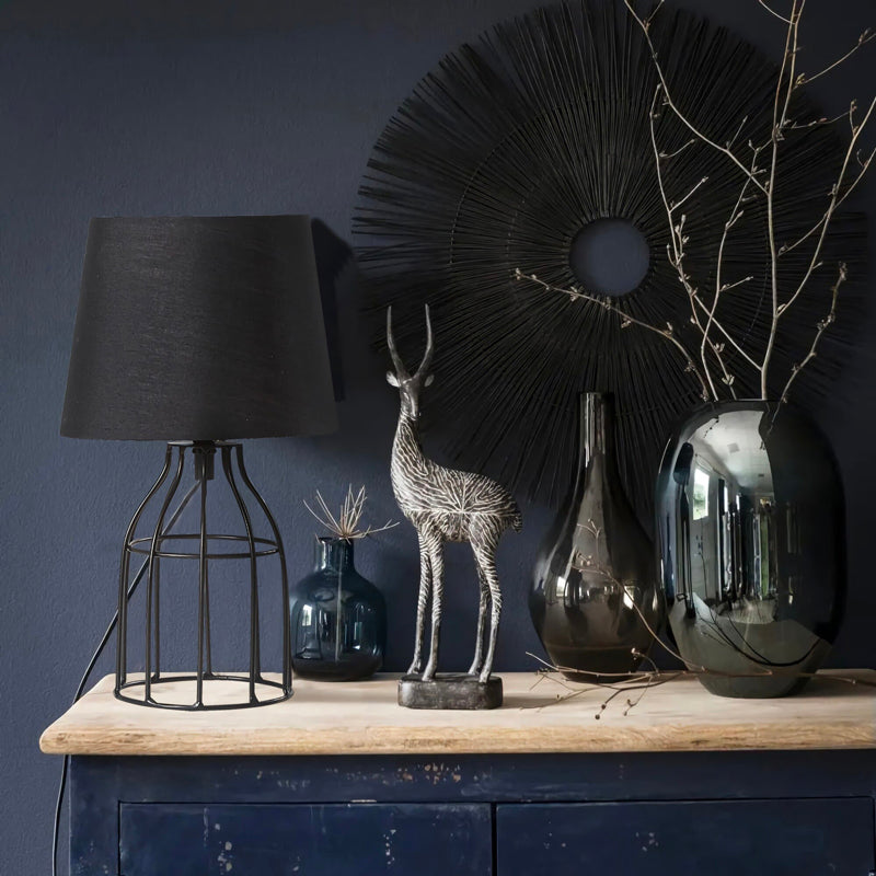 Svart Metall Retro Sänglampa med Vintage Industriell Design Carvallo