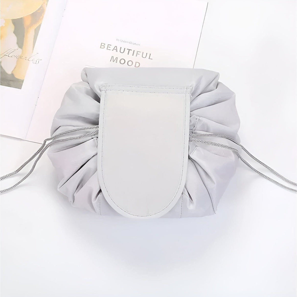 Glam Pouch - Bärbar snörning makeup-organizer Carvallo