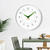 Tidlös Perch Klocka - Unik Vogelväggklocka i Nyckelpiga och Fjärilsdesign Carvallo