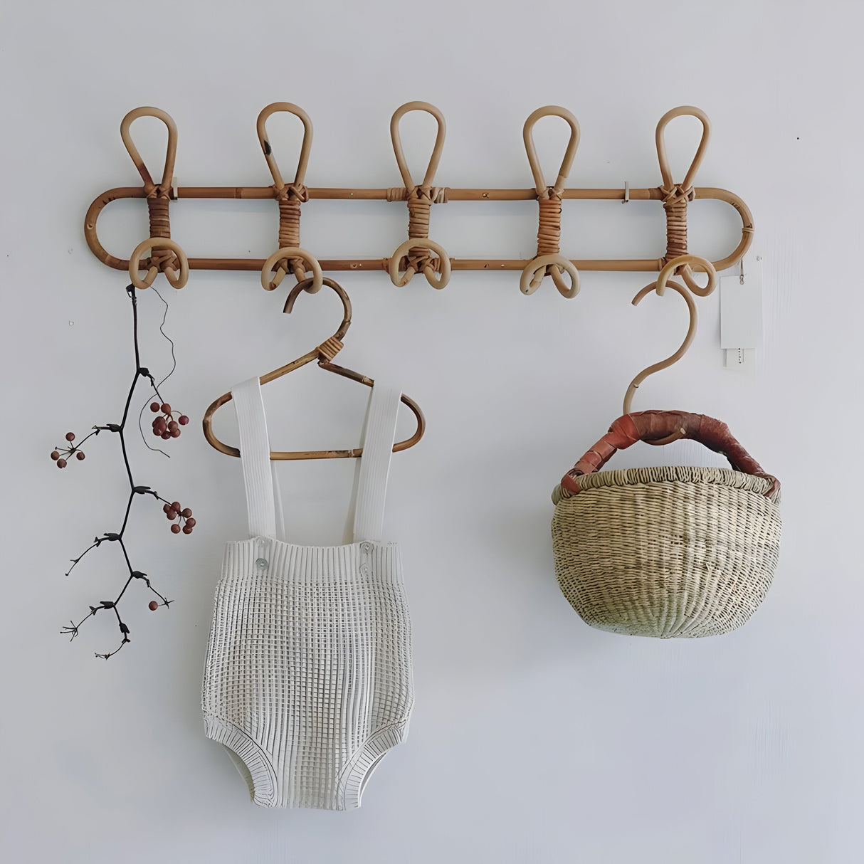 RattanTidy Krok - Hängande Rattan Barn Vägghängare Carvallo