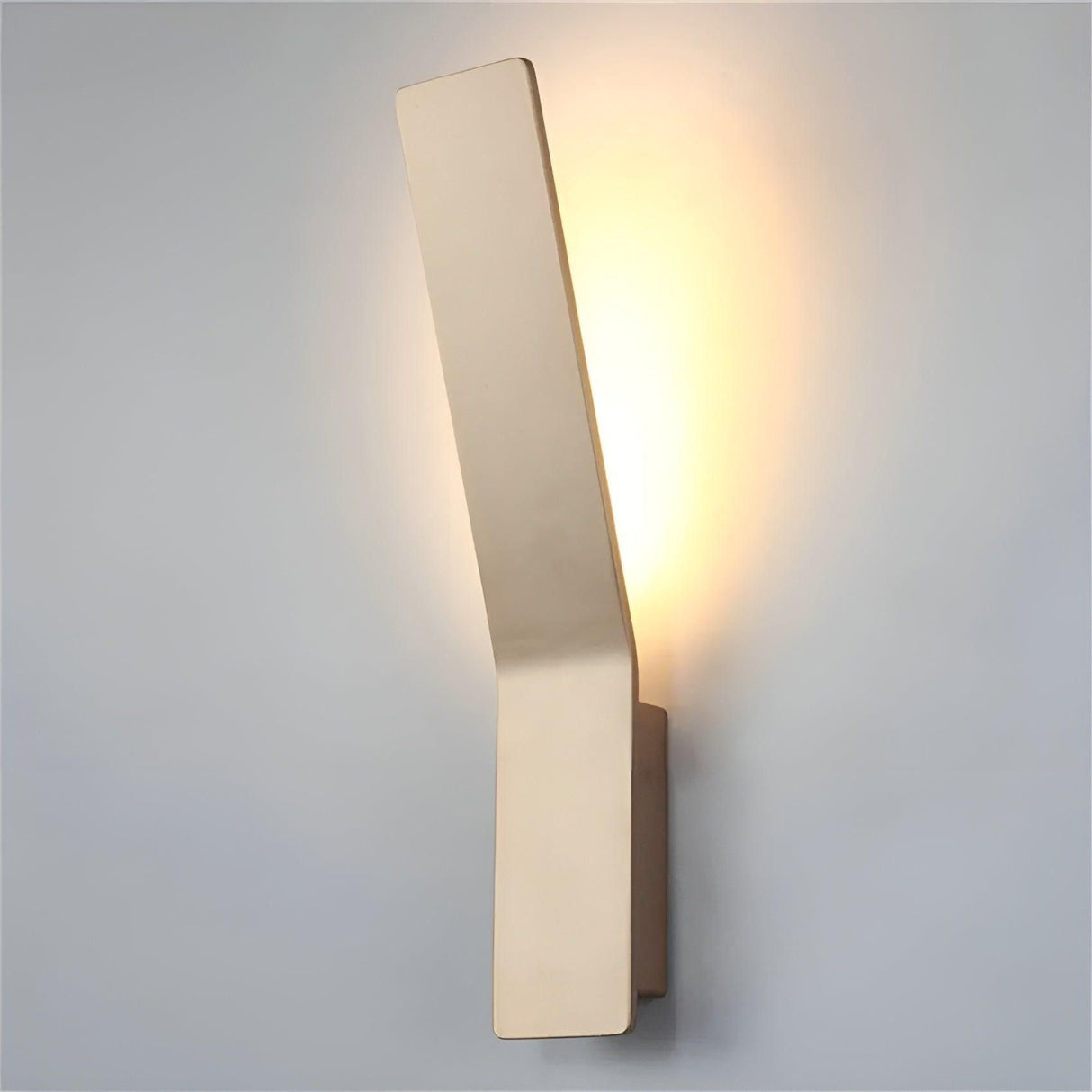 TrendEdge Light – Dekorativ LED Inomhus Vägglampa Carvallo