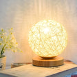 TwineGlow Lampa - Modern USB-uppladdningsbar Rattan Bordslampa Carvallo