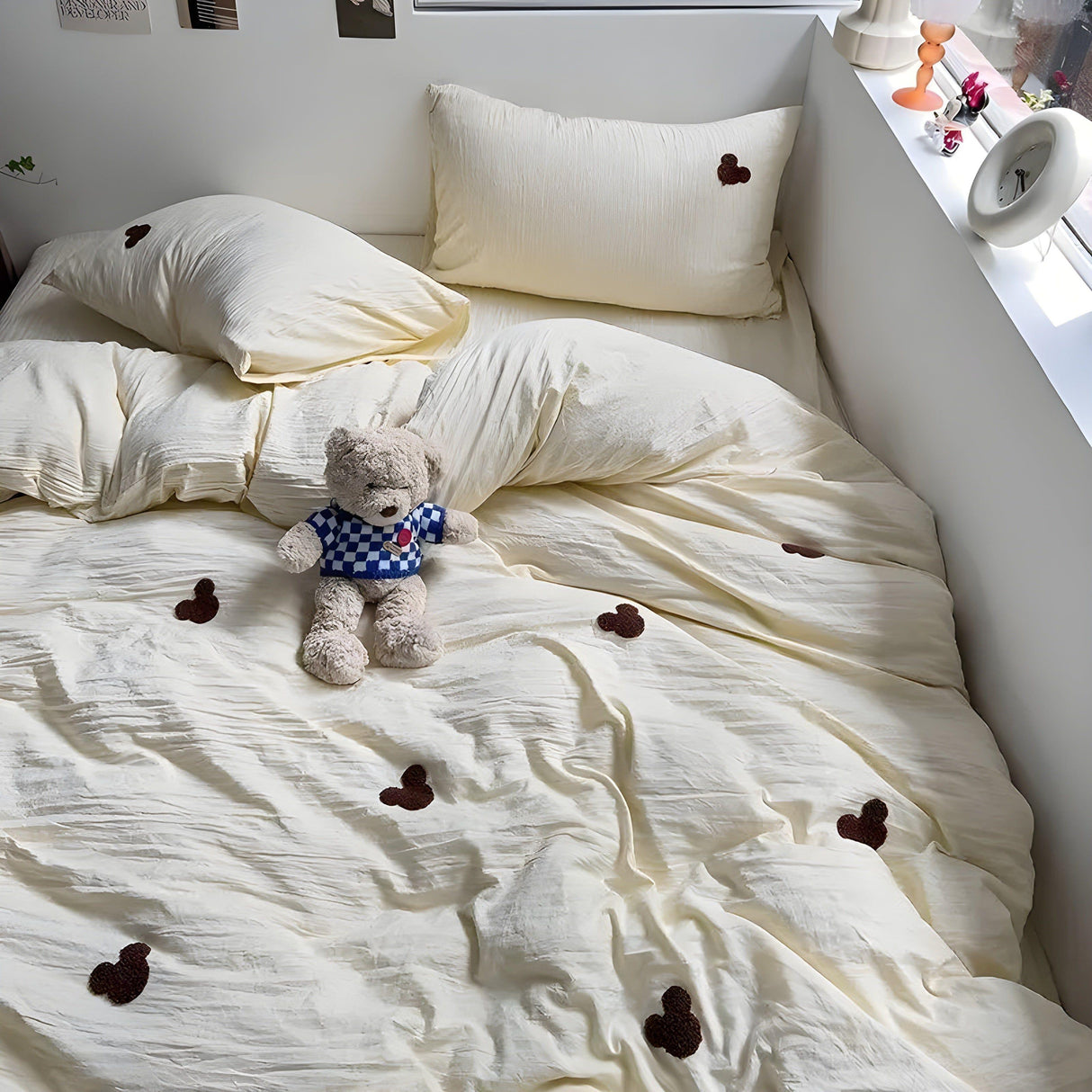 SweetNest Sängkläder Set - Avslappnad Broderad Hjärta Täcke Sängkläder Set (1 Filt + 1 Duvet Täcka + 2 Kuddöverdrag) Carvallo