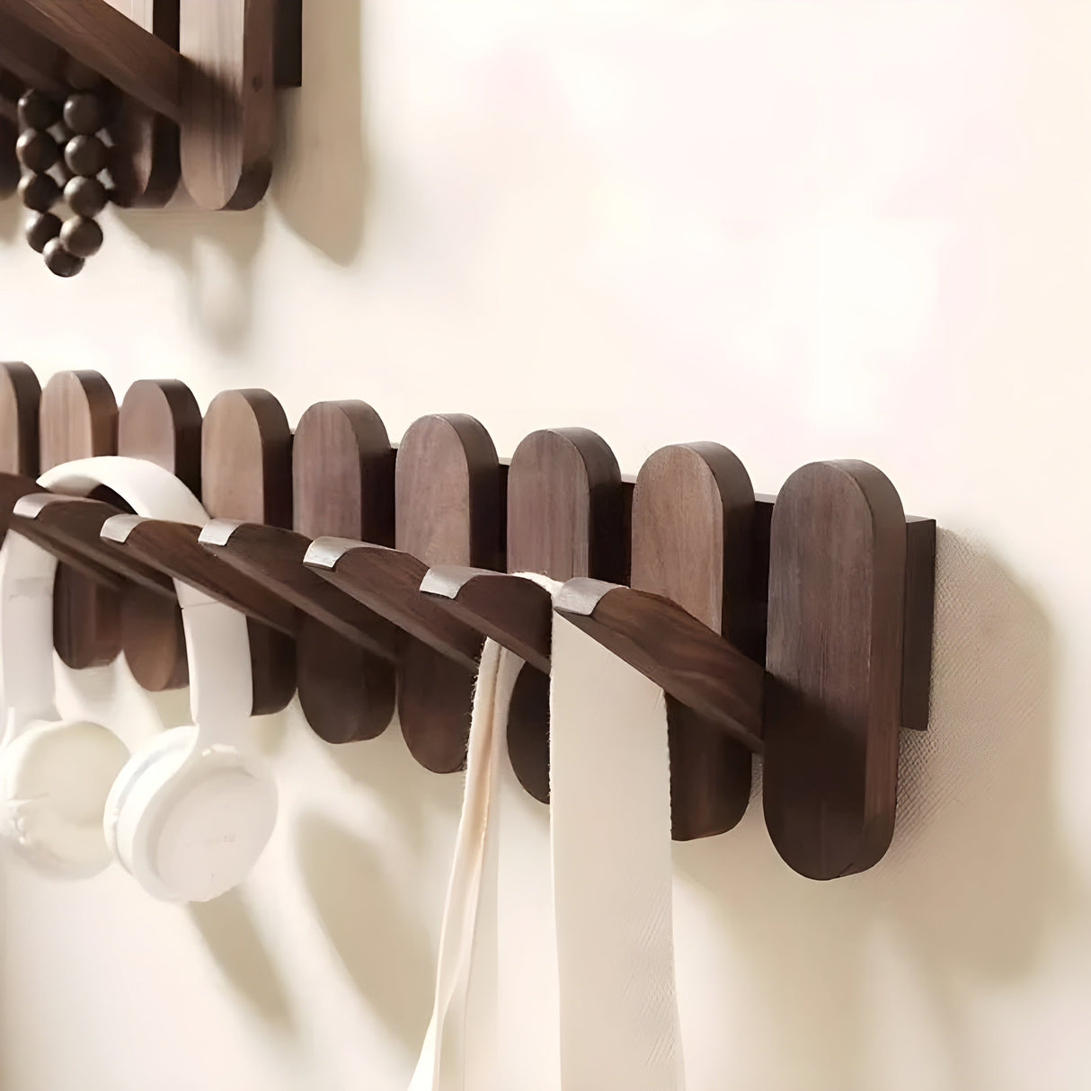 OakLine Rack – Lyxig Vägghylla av Trä Carvallo