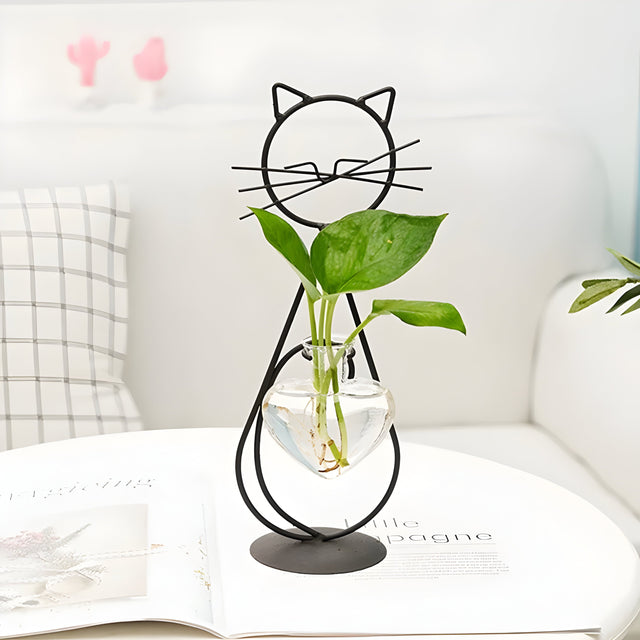 PawBloom – Hjärtaformad glasplantekasse med katts inspirerad hållare Carvallo