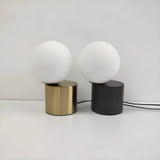 GlowSphere Light – Modern Glasboll Bordslampa Carvallo
