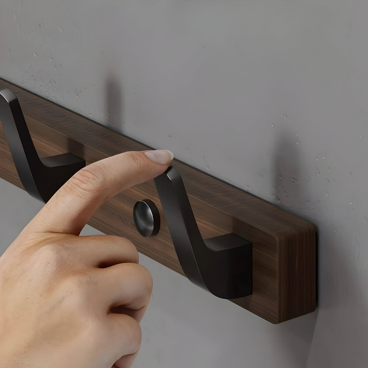 Carvallo - Minimalistisk väggkrok med naturlig träådring och slät finish Carvallo