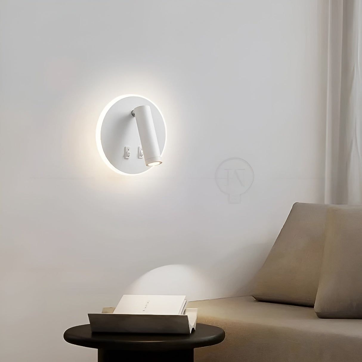 OrbiBeam Ljus – Justerbar 350-Graders Rotation Vägglampa Carvallo