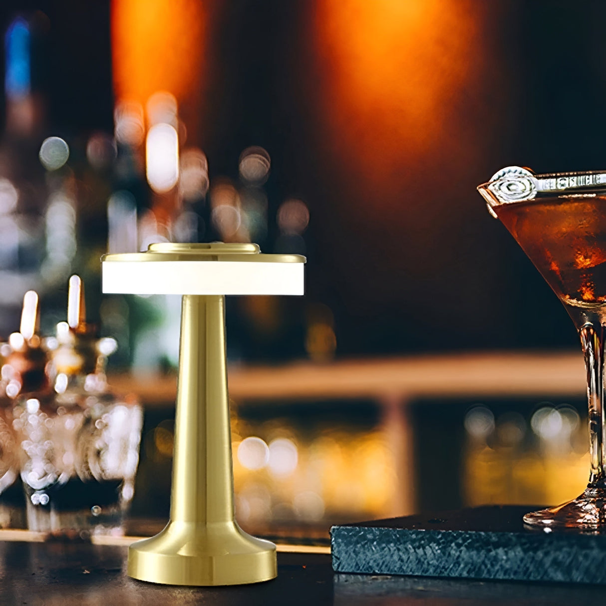 DuskGlow Lampa - Retro USB-Laddnings-LED-Bordslampa Carvallo