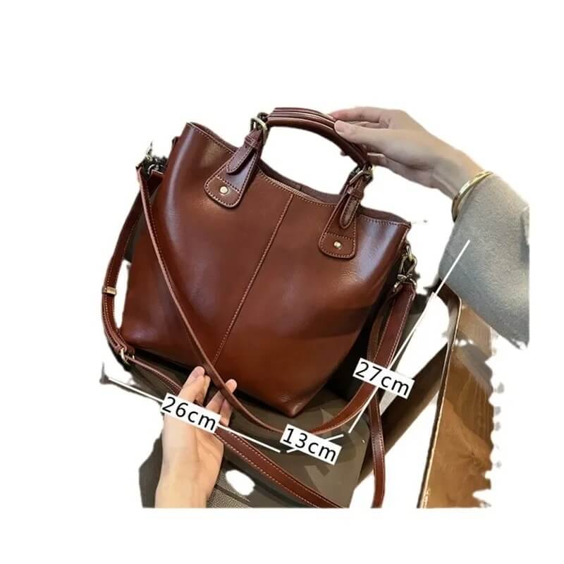 VelvetaBag - Elegant Läderaxelväska för Stil och Funktion i Äkta Läder-Shoulder Bags-BB-Hemnix