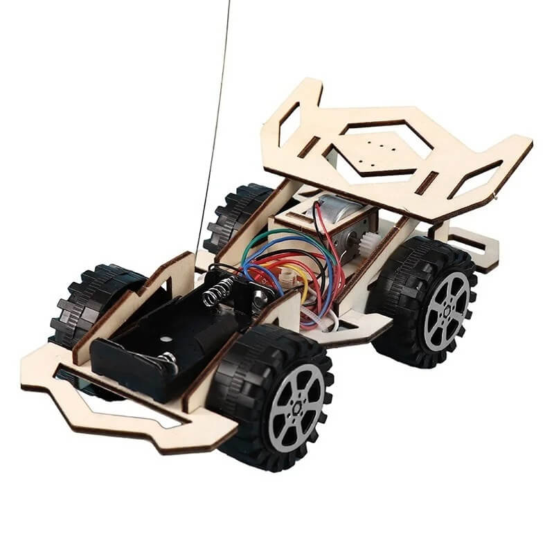 WoodiRace – Träleksaksbil med Fjärrkontroll för Barn | Monteringsbar 4-hjulsdriven DIY Teknikleksak-Remote Control Cars & Trucks-BB-Hemnix