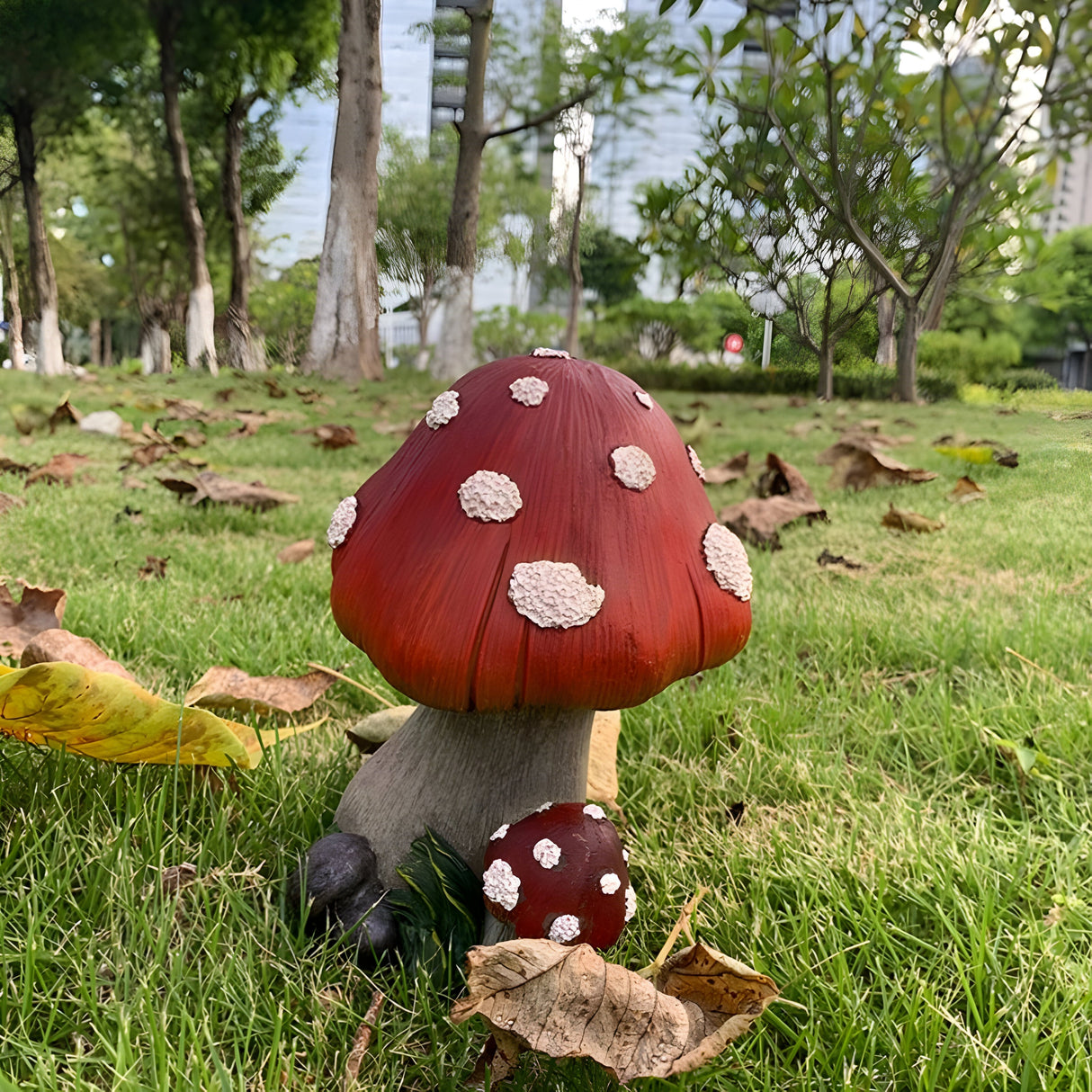 TerraShroom Dekor - Kreativ Svamp Trädgårdsdekoration för Utomhus Carvallo
