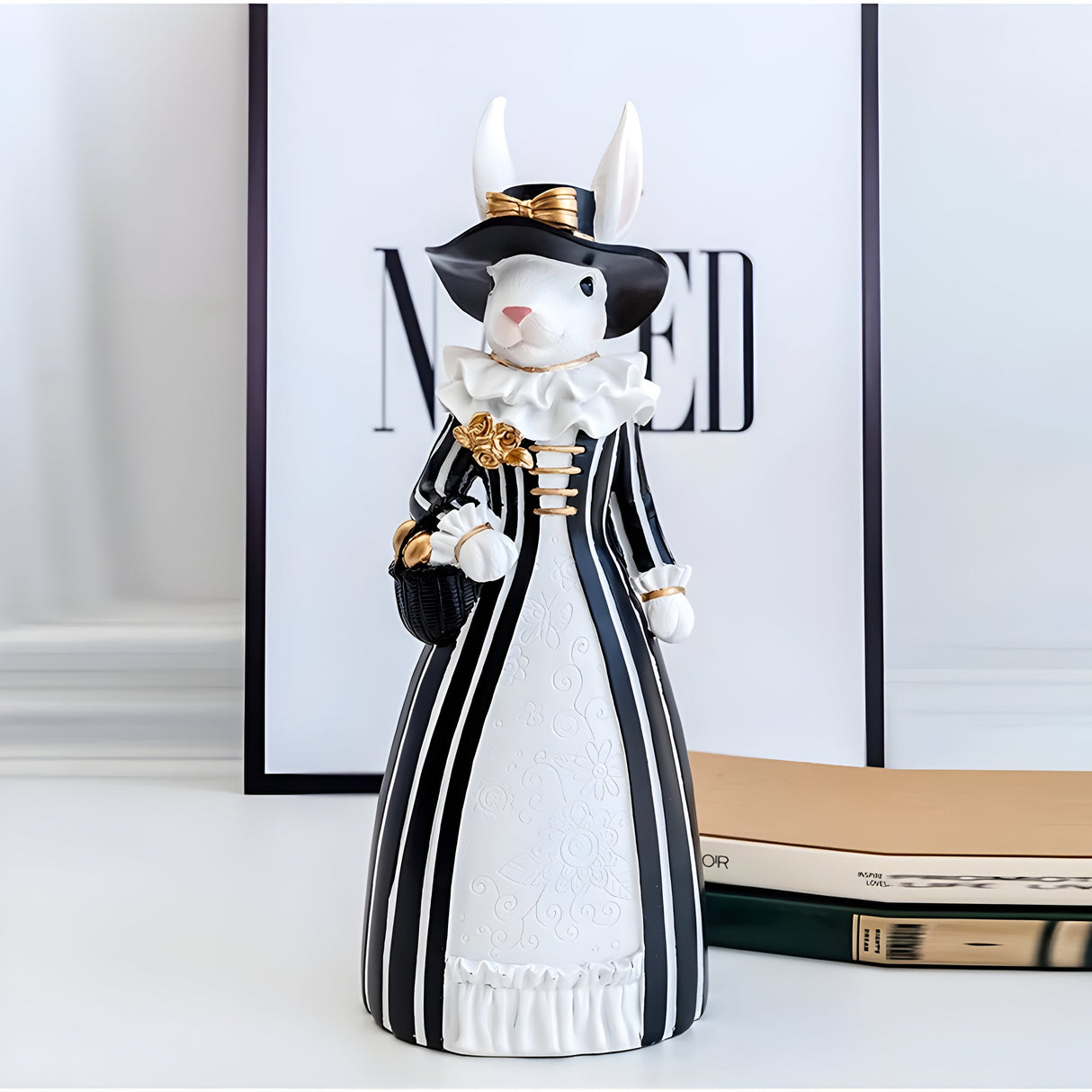 RegalRabbit Dekoration – Dekorativ Pastoral Palats Kaninfamilj Dekoration Carvallo