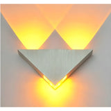 TriBright Light - Modern Triangulär Vägglampa LED Vägglampa Carvallo
