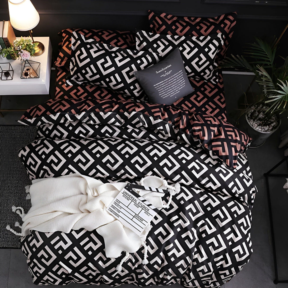 PlushDream Beddings - Lyxiga svarta sängkläder Carvallo