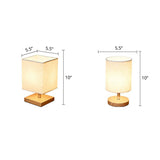 Bordslampa med tygskärm och träbas Carvallo