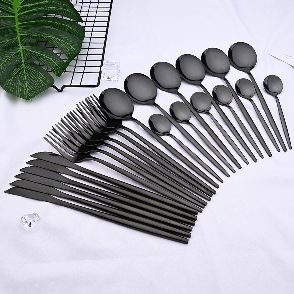 LuxeSet – Lyxig Minimalistisk 24-delars Rostfritt Stål Servis Carvallo