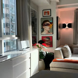 ClarityGlow Light – Elegant kvadratisk metallvägglampa Carvallo