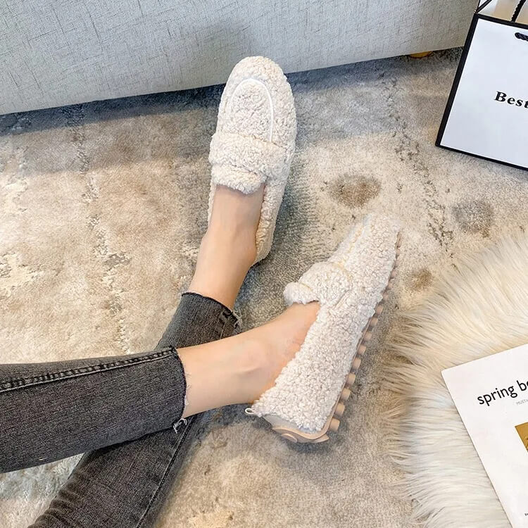 Lyxiga Mokasiner för Dam i Lammullsliknande Plysch – Halkfri Gummisula och Ultimat Komfort-Vinterskor-BB-Hemnix