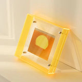 Flytande akryl bildram med livlig genomskinlig design Carvallo