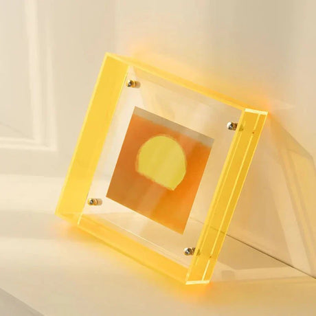 Flytande akryl bildram med livlig genomskinlig design Carvallo