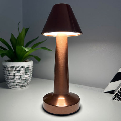 Ambient Oblique Modern Trådlös Bordslampa med 3 Belysningslägen Carvallo