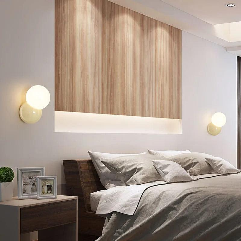 Nordic Bubble Vägglampa | Knappswitch Carvallo