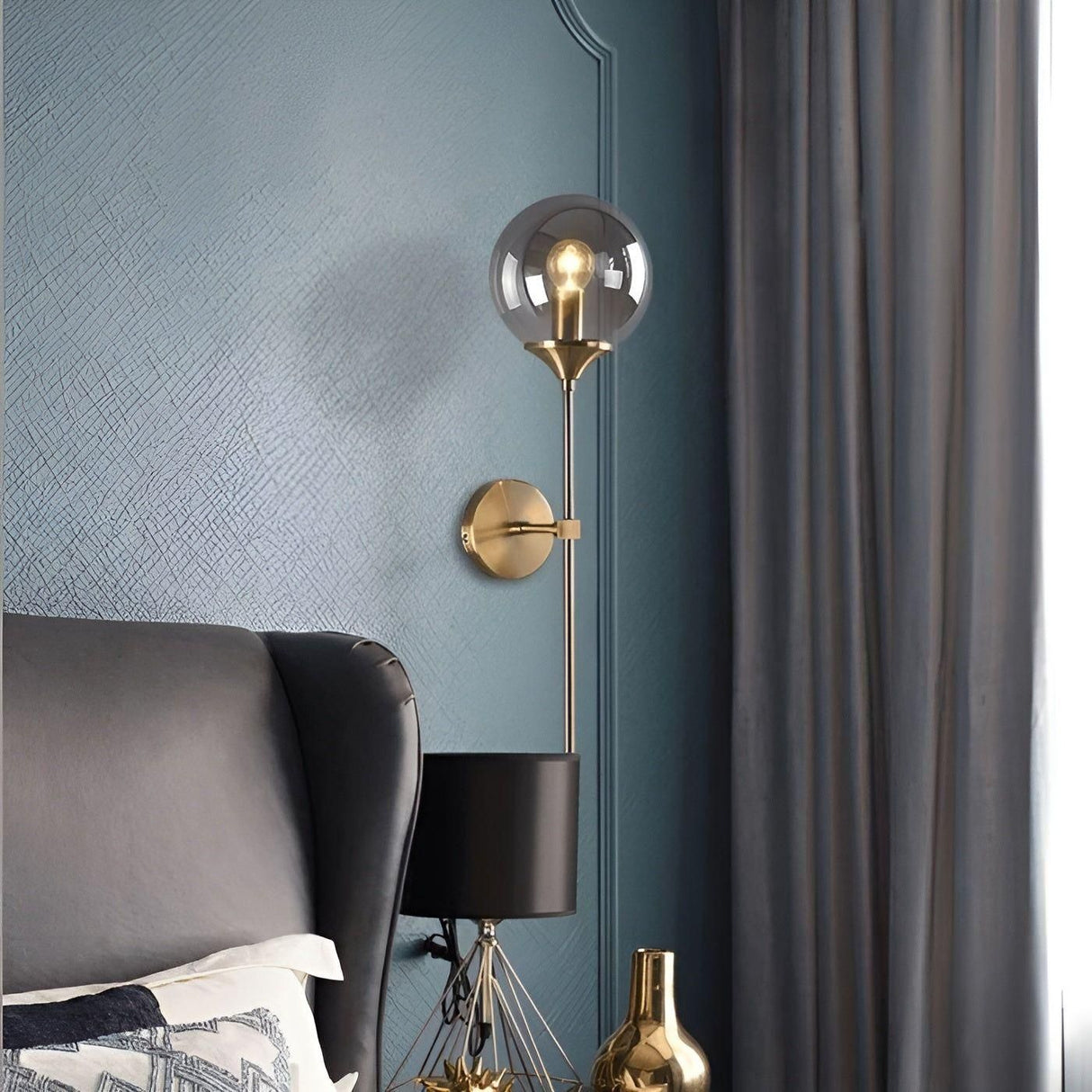 GlassGleam Lampa - Nordisk Guld Inomhus Glasboll Vägglampa Carvallo