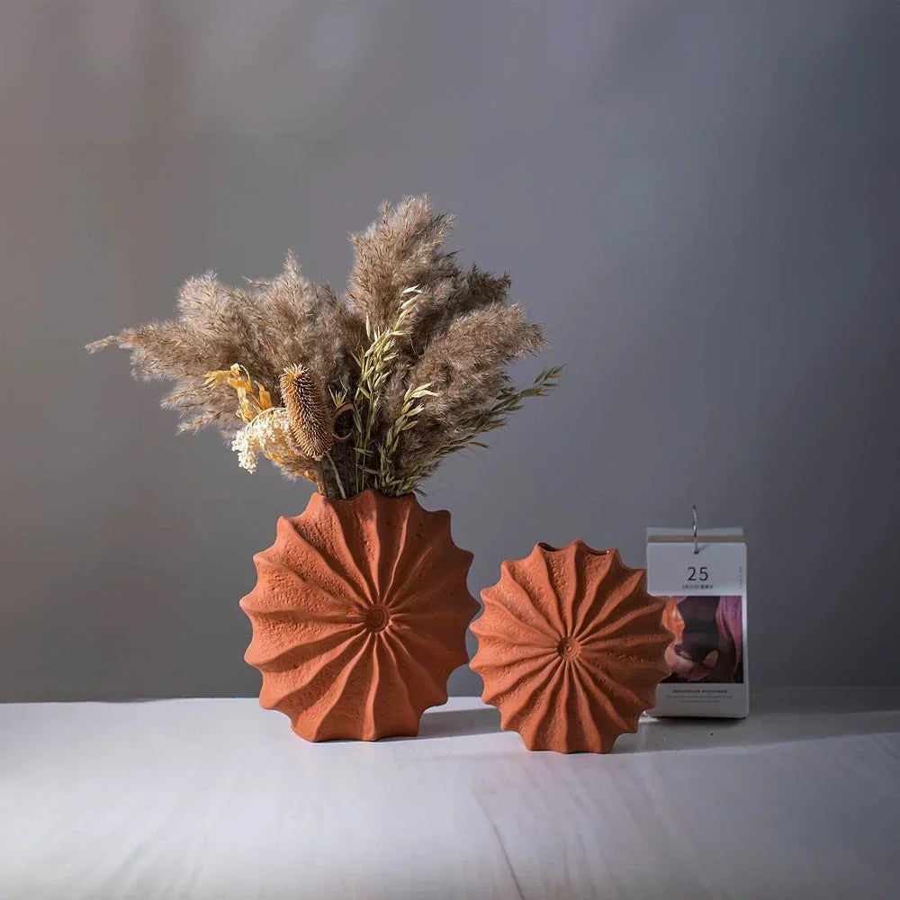 Nordisk Minimalistisk Röd Keramisk Vas för Elegant Heminredning Carvallo
