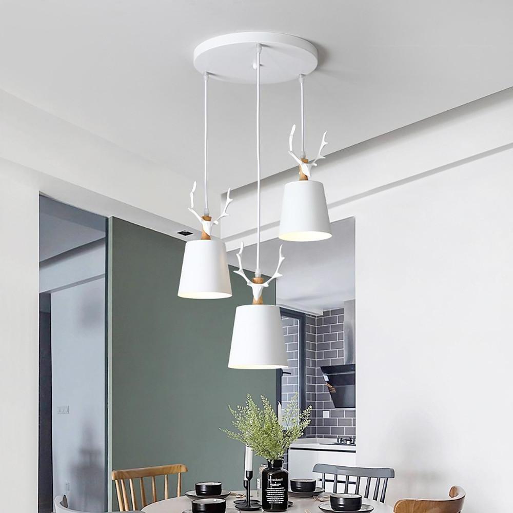 3-ljus Renhorn Design LED Klassisk Kandelaber Hängande Lampa Carvallo